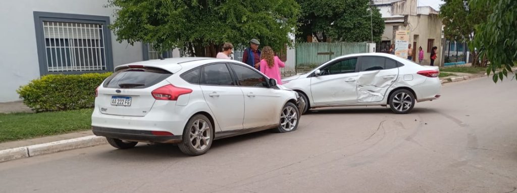 SINIESTRO VIAL EN LA ESQUINA DE MORENO Y LAVALLE