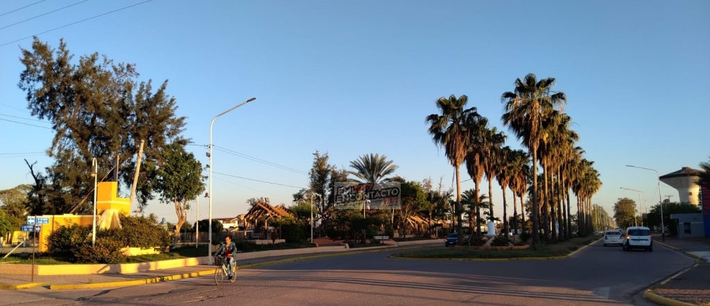 JORNADA AGRADABLE CON 30° DE MÁXIMA Y VIENTO SUR PARA ESTE VIERNES
