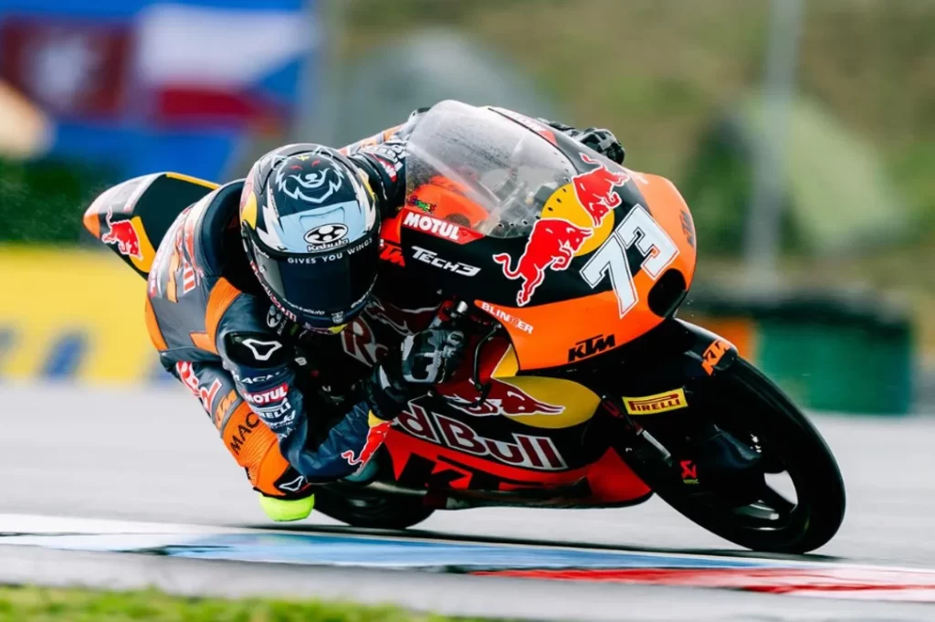 Gran clasificación para los argentinos Perrone y Morelli en Moto 3