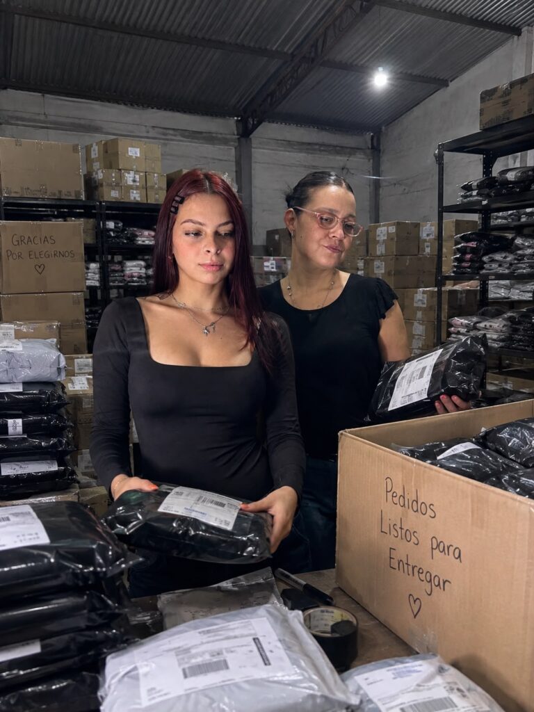 CHAKRA INDUMENTARIA SIGUE CRECIENDO Y SUMA VENTAS MAYORISTAS EN VILLA ÁNGELA